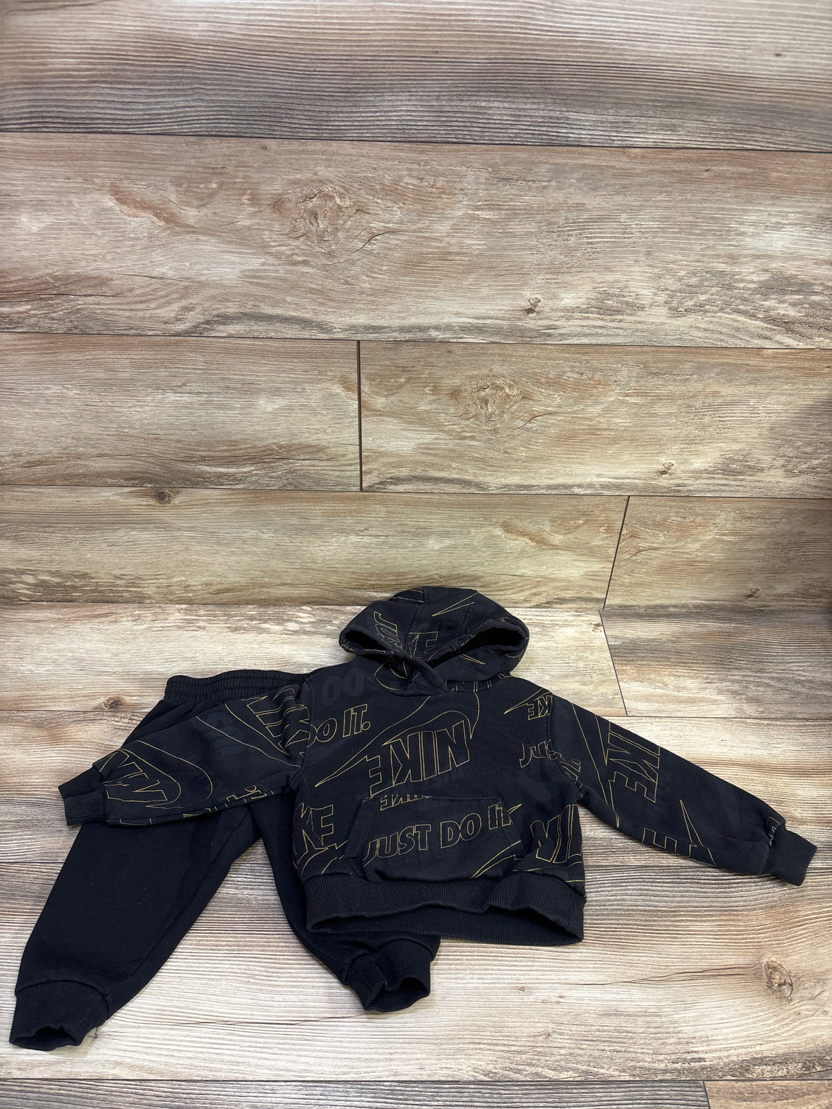 Nike 2pc Pullover Hoodie & Joggers Set Black sz 2T