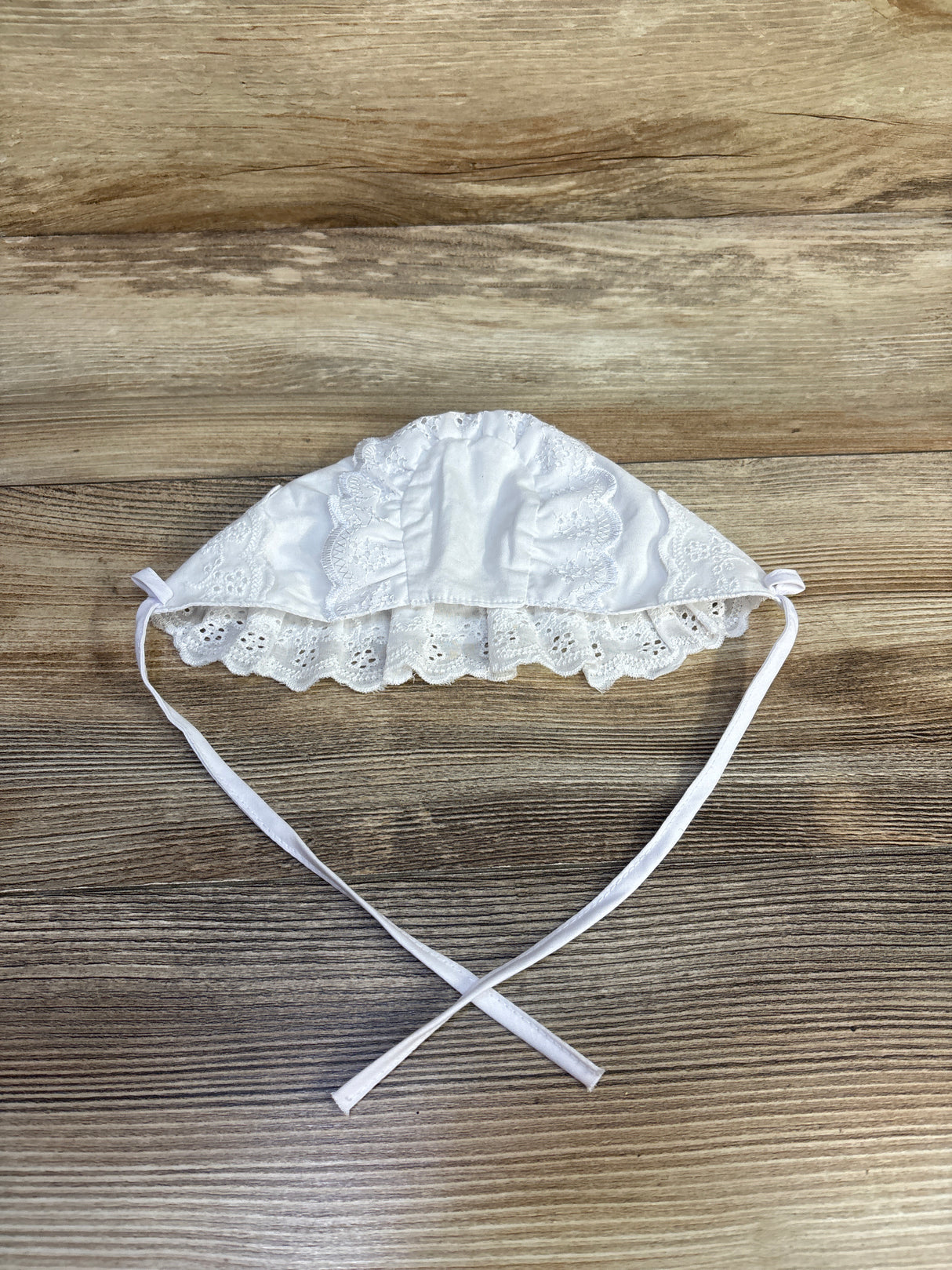 Kirmoo Eyelet Lace Bonnet White sz S (0-3m)