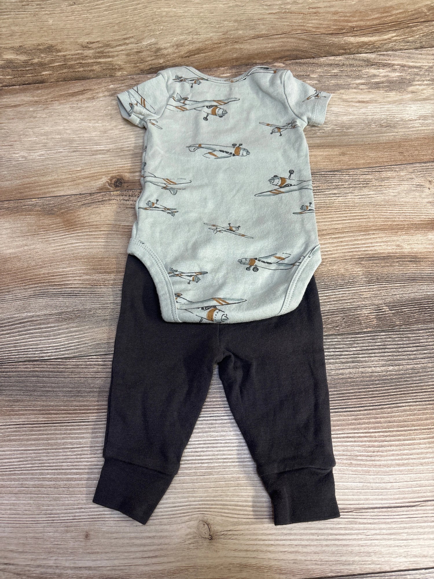 Carter's 2pc Airplane Print Bodysuit & Pants Green sz 3m - Me n Mommy To Be