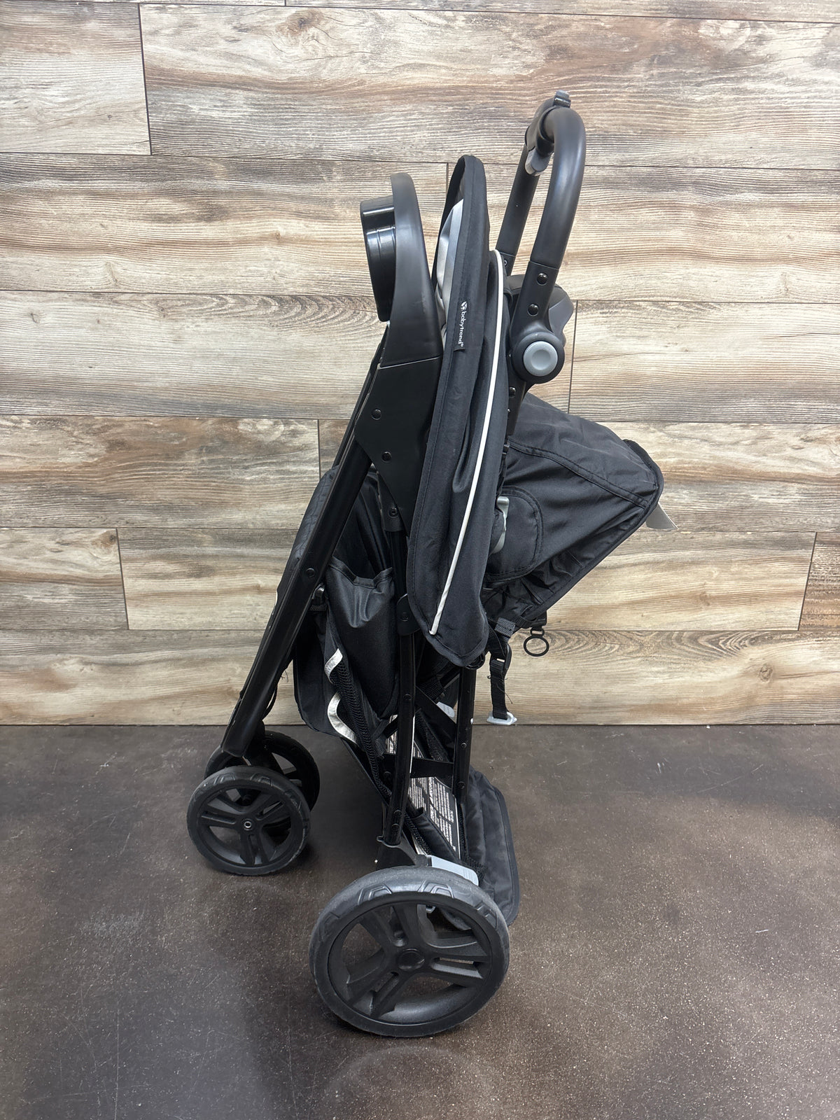 Baby Trend EZ Ride Travel System with EZ-Lift Car Seat
