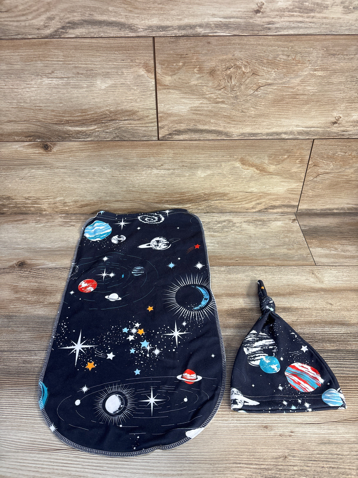 Osvbs 2pc Galaxy Swaddle & Hat Set Navy sz 0-6m