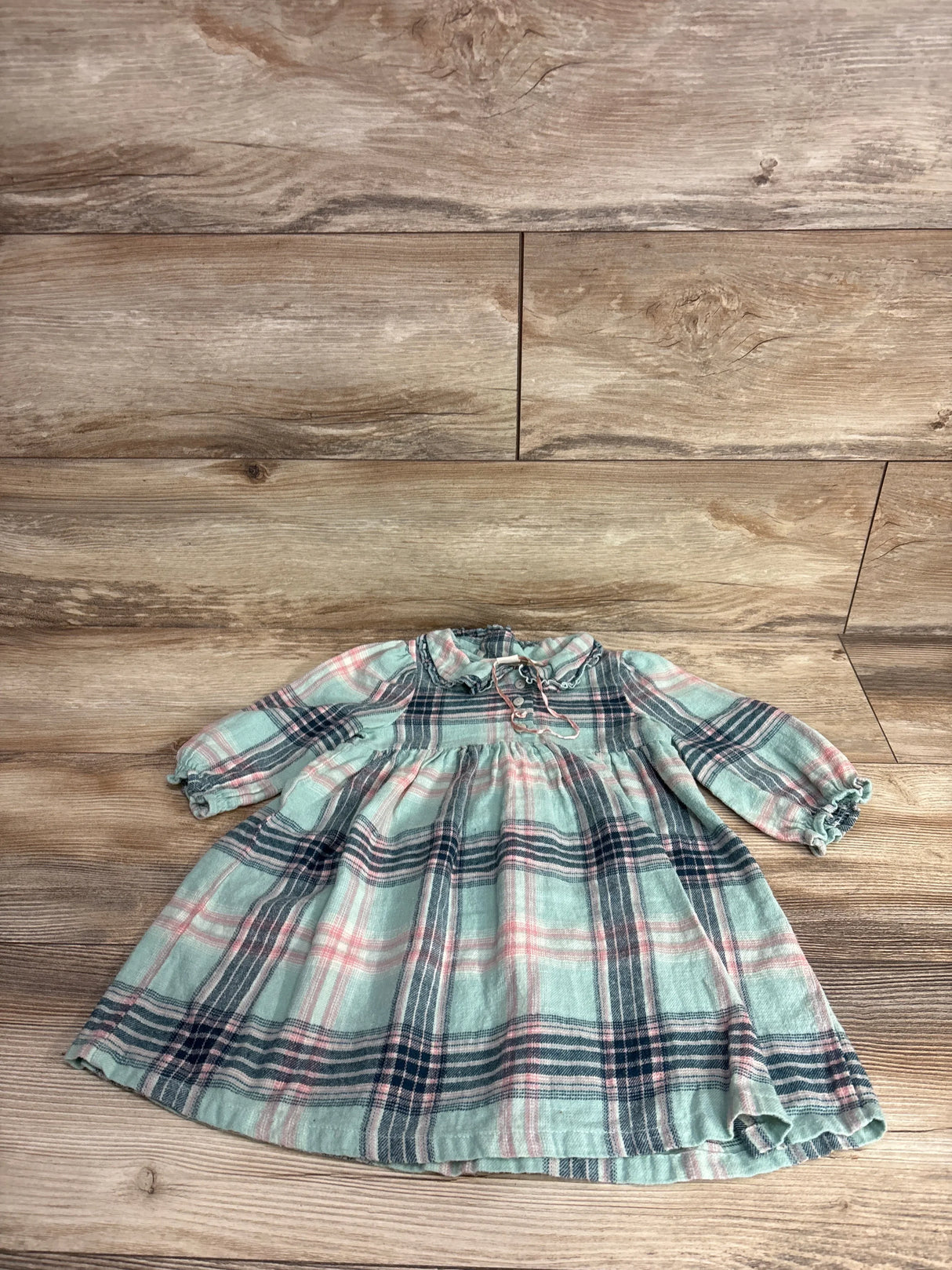 Plaid long sleeve girls dress with ruffle collar, green and pink checkered pattern