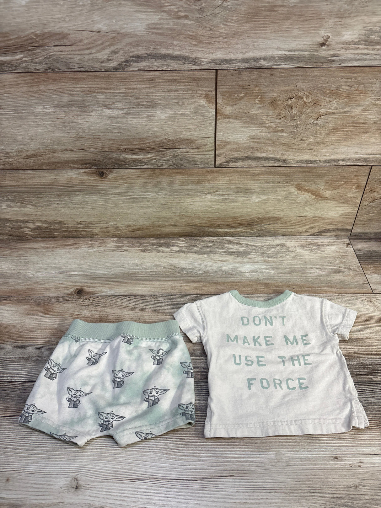 Baby Gap x Star Wars 2pc Shirt & Shorts Set Beige sz 3-6m