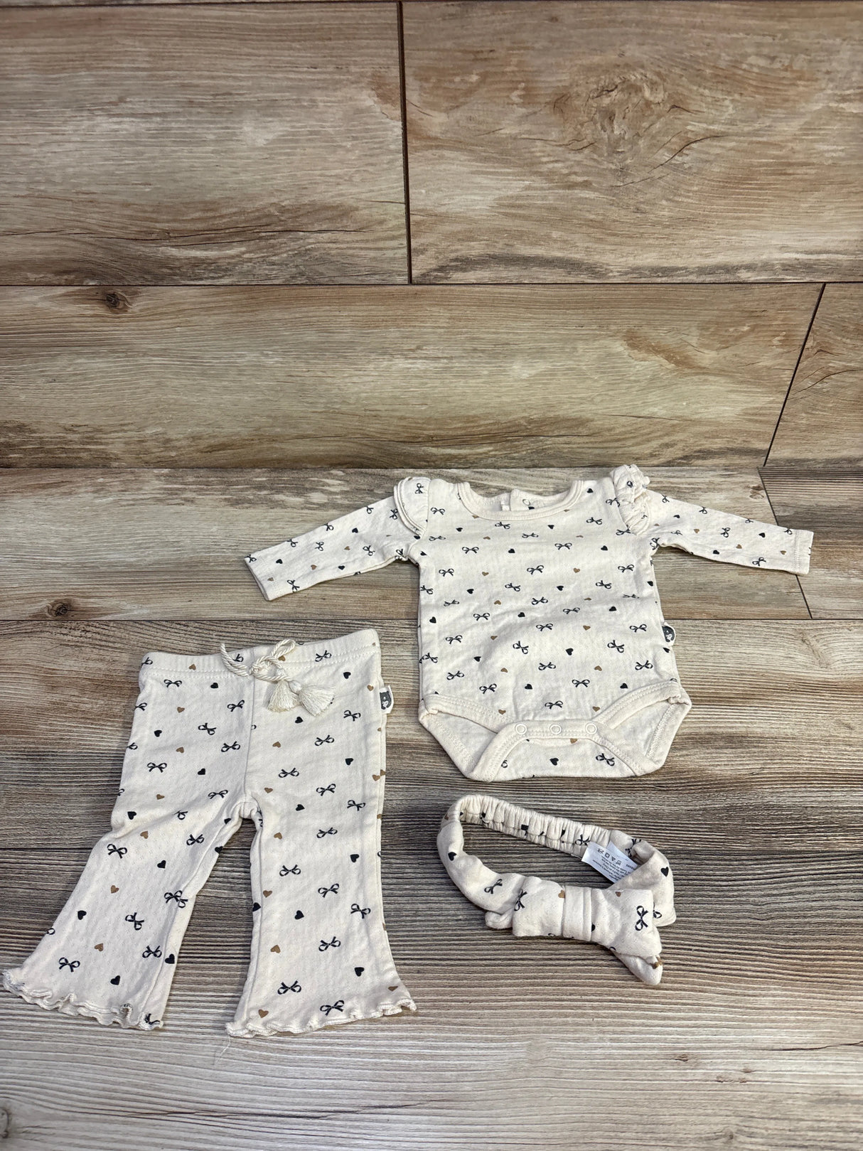Rabbit + Bear Organic 3pc Bodysuit, Pants, & Headband Set Ivory sz 0-3m