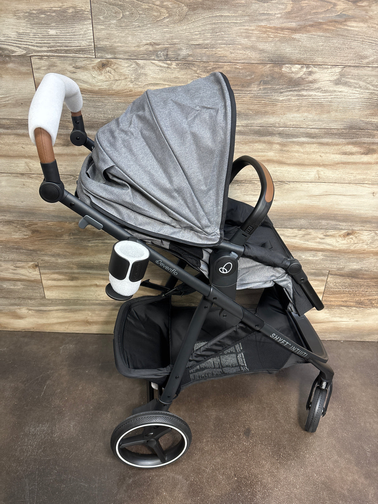 NEW Evenflo Shyft Intuiti Travel System with Revolve180 LiteMax NXT Car Seat, Fossil Gray