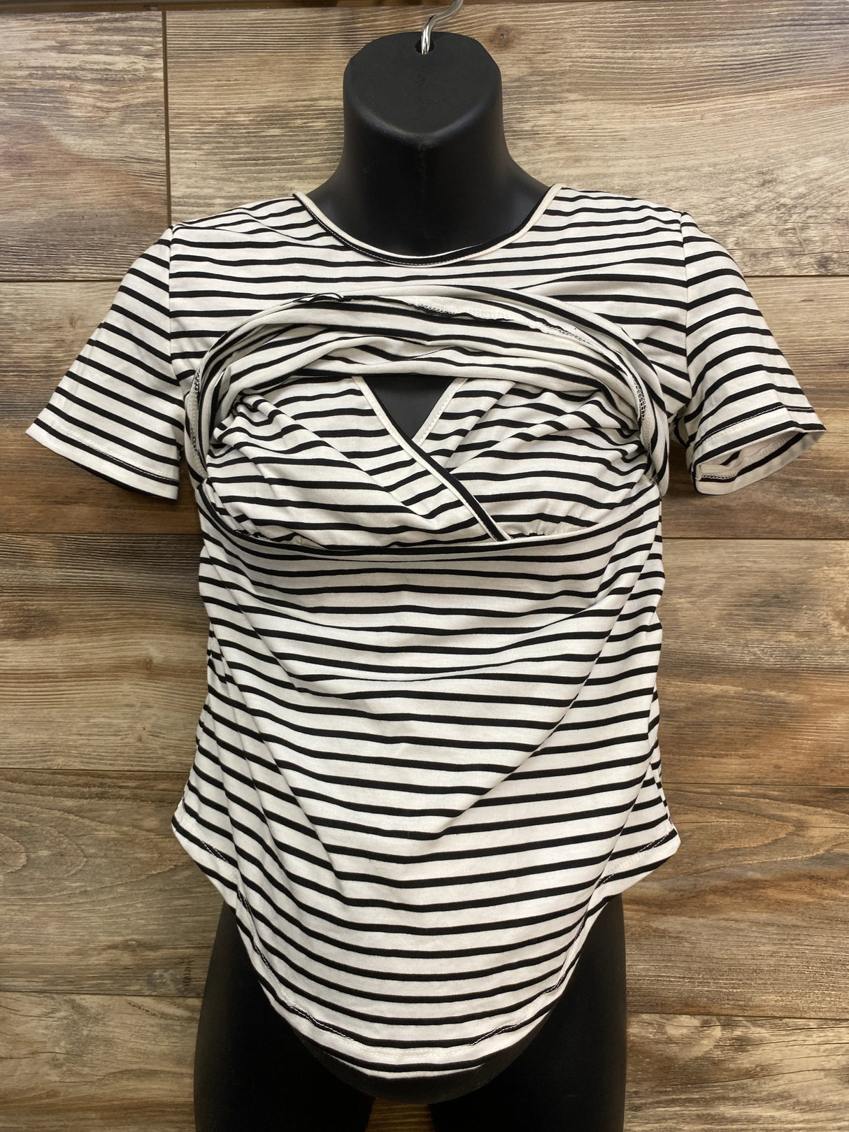 Maternity Striped Nursing Top White sz Medium
