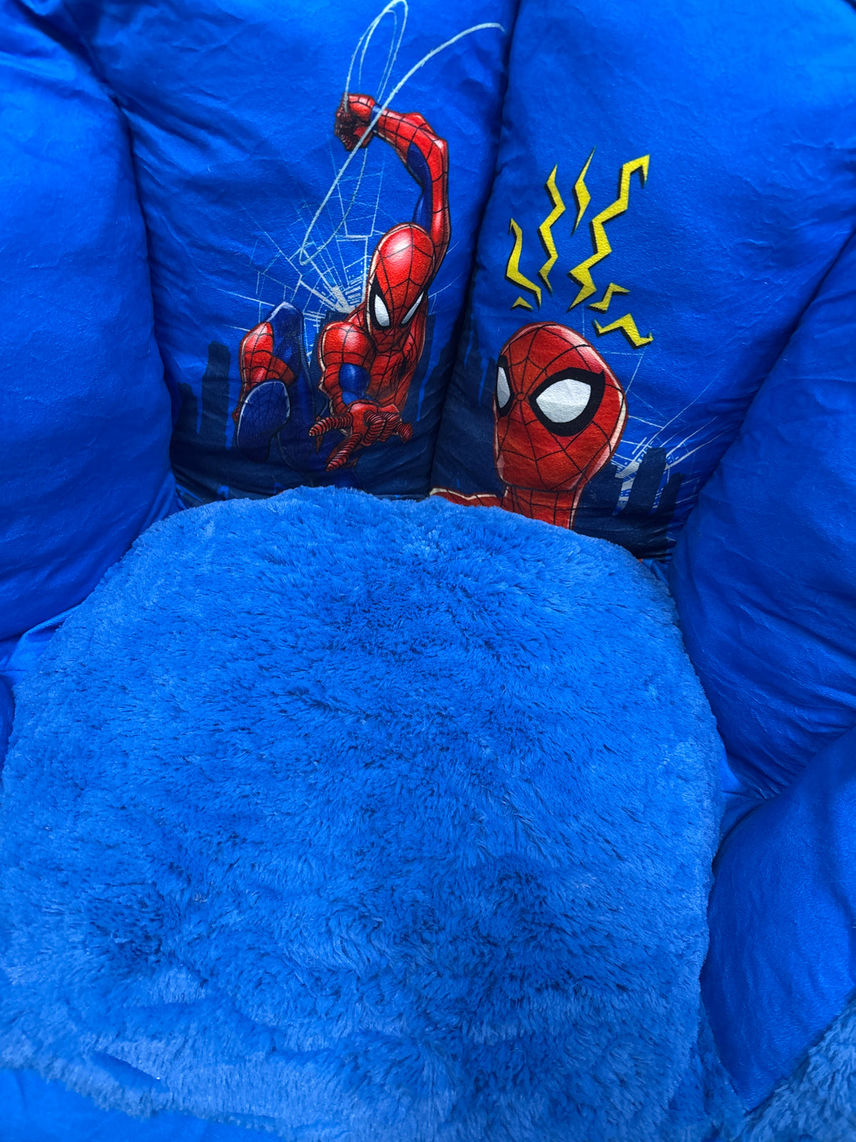 Delta Children Spider-Man Cozee Fluffy Chair with Memory Foam Seat
