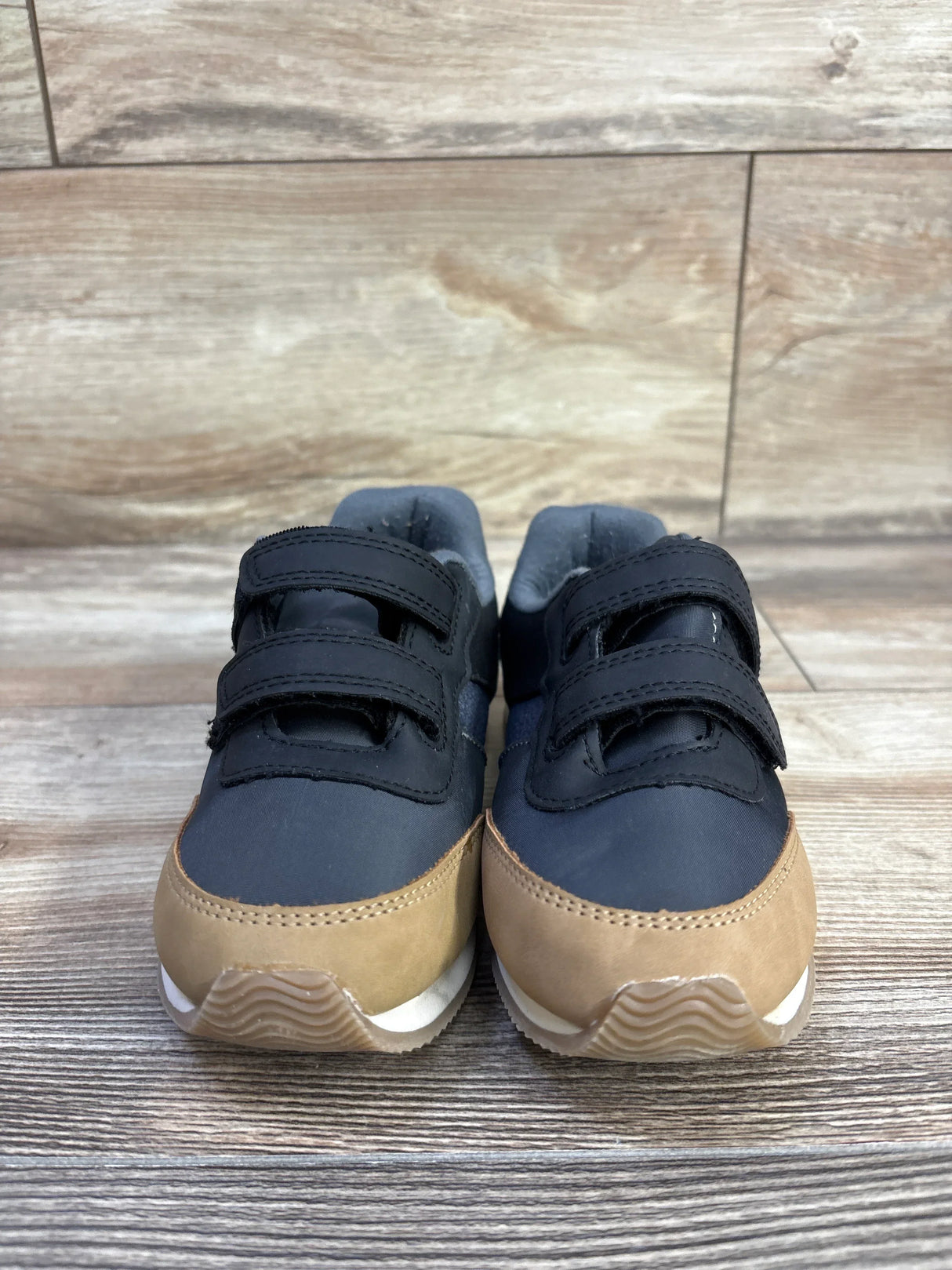 Cat & Jack Charlie Retro Sneakers Black sz 11c