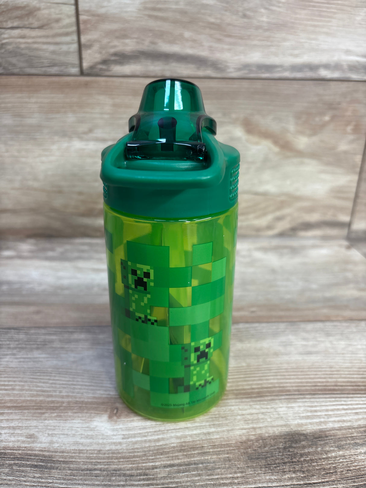 NEW Zak! Designs 16oz Minecraft Creeper Water Bottle