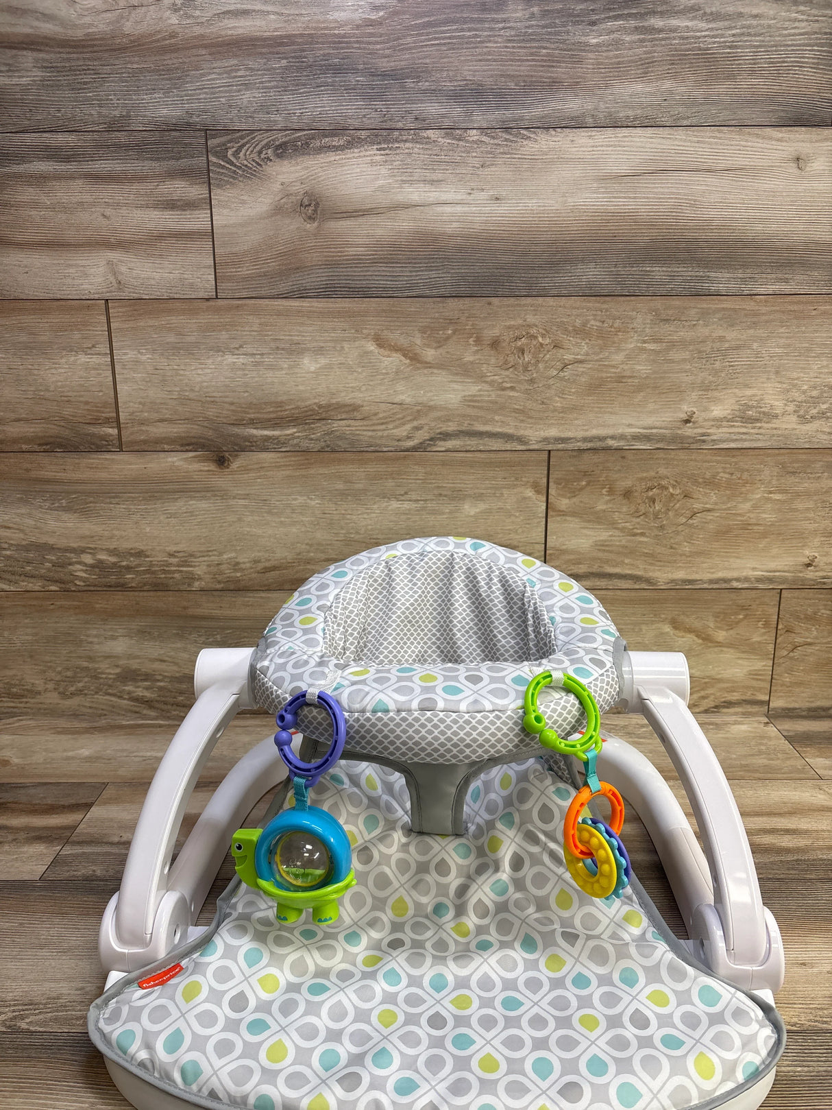 Fisher Price Sit-Me-Up Floor Seat in Starlight Bursts