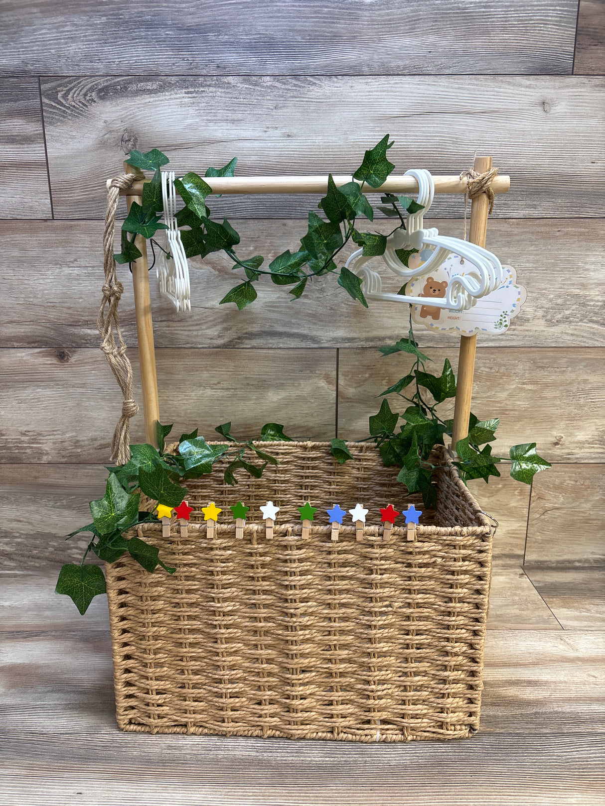 NWOT Juexica Baby Shower Crate Closet Wicker Welcome Box