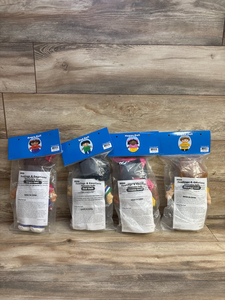 NEW Lakeshore 4pc Feelings & Emotions Washable Dolls - Me n Mommy To Be