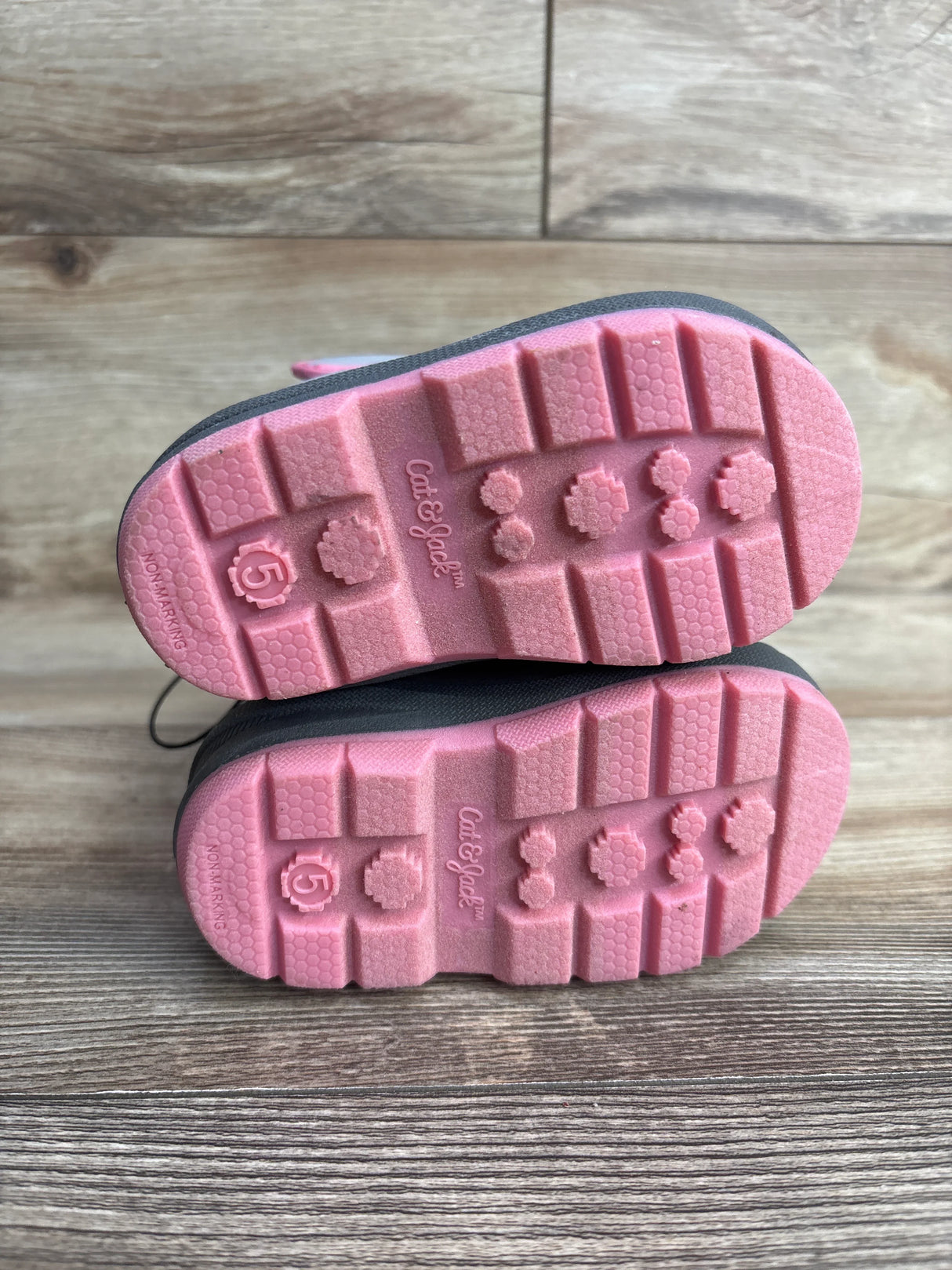 NEW Cat & Jack Lenny Winter Snow Boots Grey sz 5c