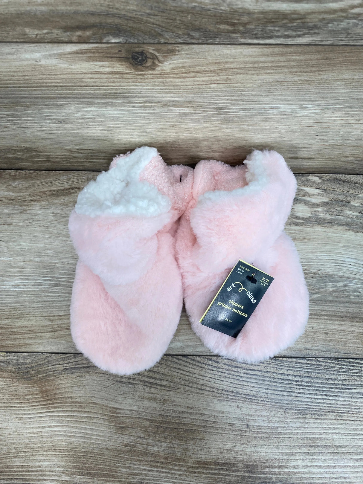 NEW Art Class Gripper Bottom Slippers Pink sz S/M - Me n Mommy To Be