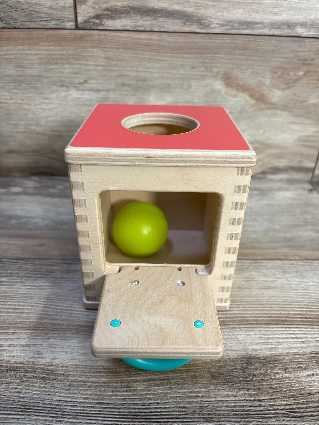 Lovevery Hide & Find Drop Box
