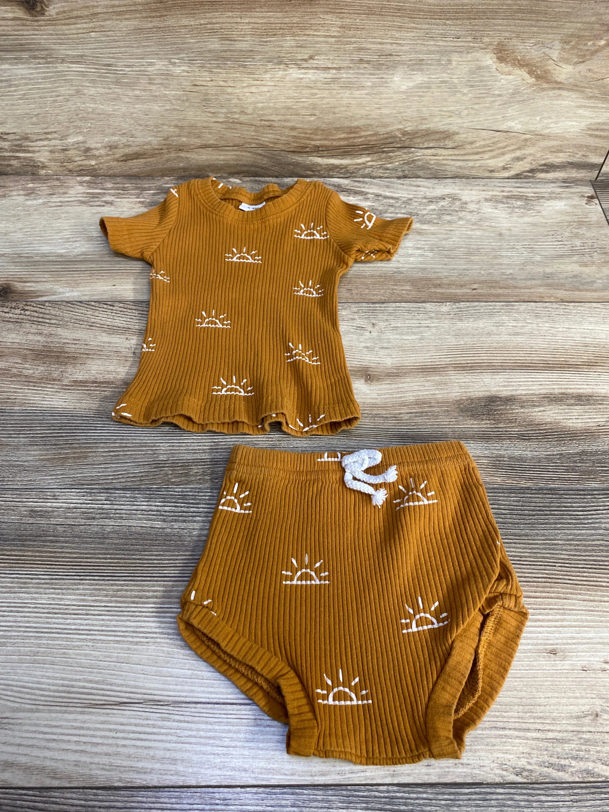 2pc Ribbed Shirt & Shorts Brown sz 6-9m - Me n Mommy To Be