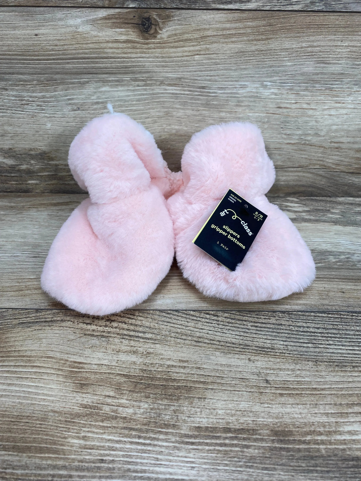 NEW Art Class Gripper Bottom Slippers Pink sz S/M - Me n Mommy To Be