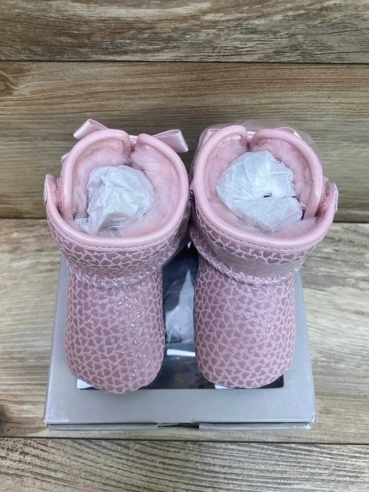 NEW UGG Baby Jesse Bow II Gel Hearts Pink Sz 2c/3c - Me n Mommy To Be