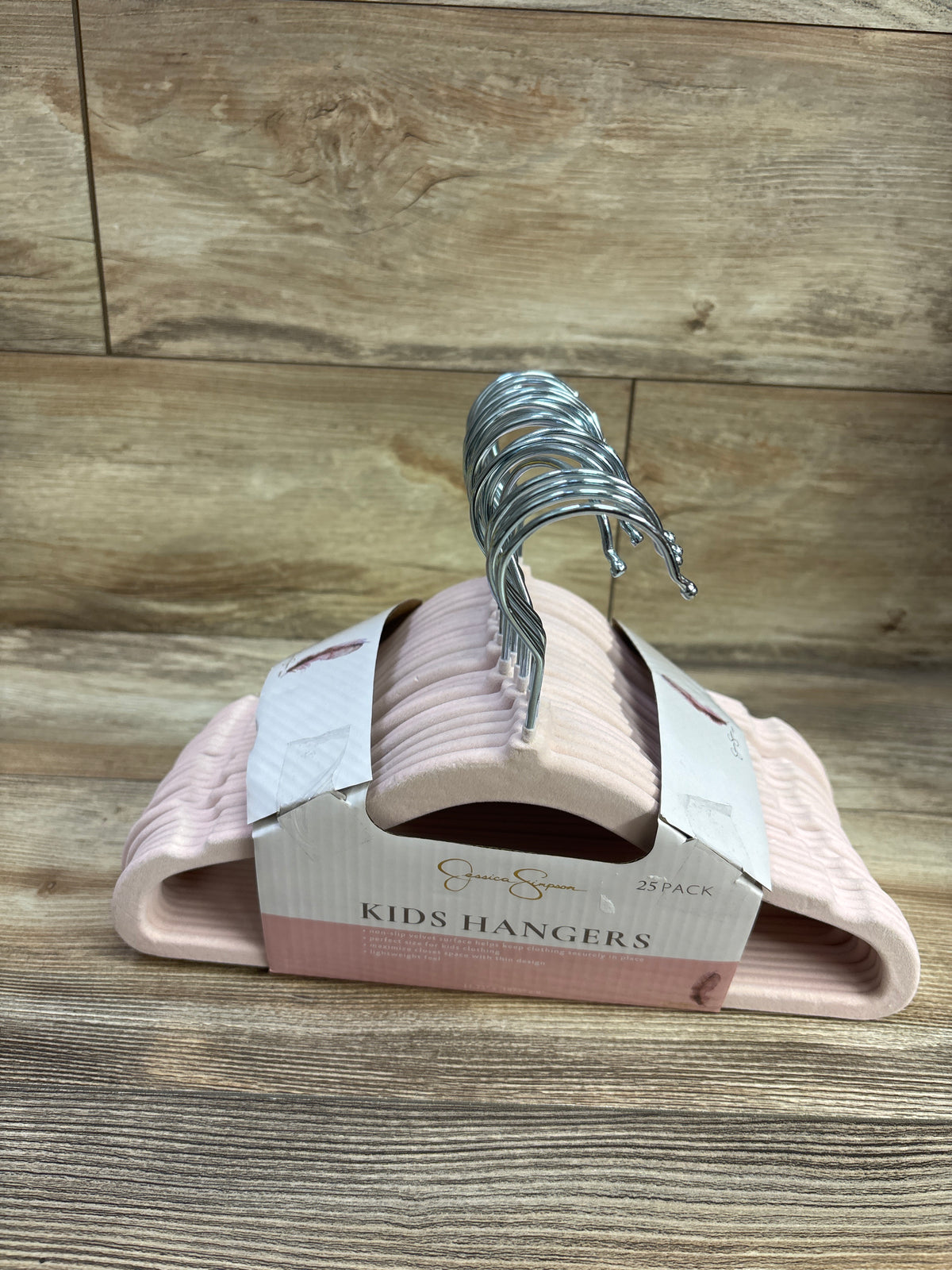 NEW Jessica Simpson 25pk Kid's Velvet Hangers Pink