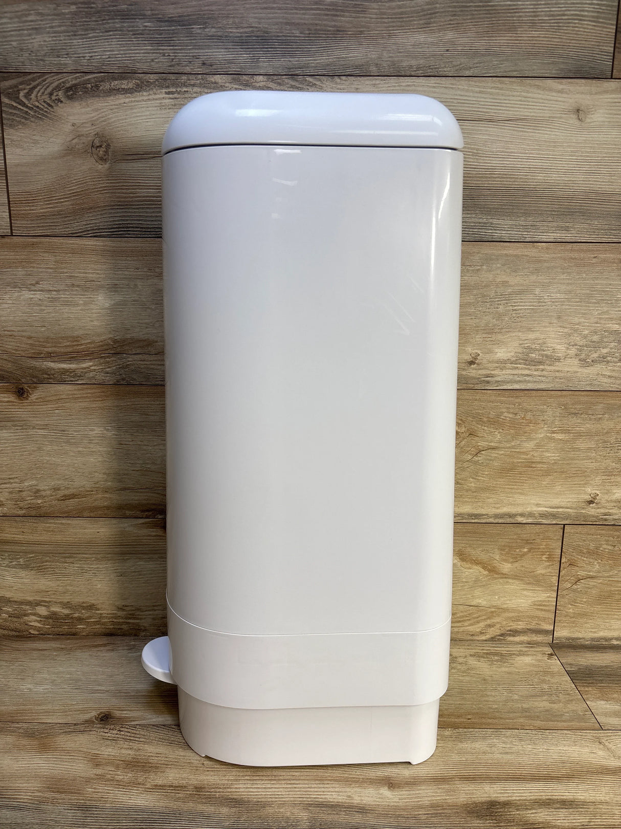 Diaper Genie Signature Pail, White