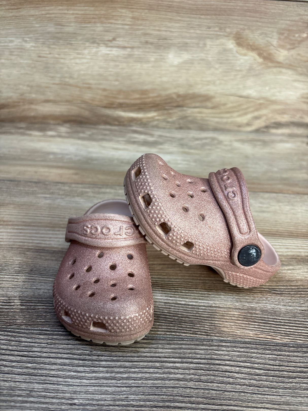 Crocs Classic Clogs Glittery Dusty Pink sz 4c
