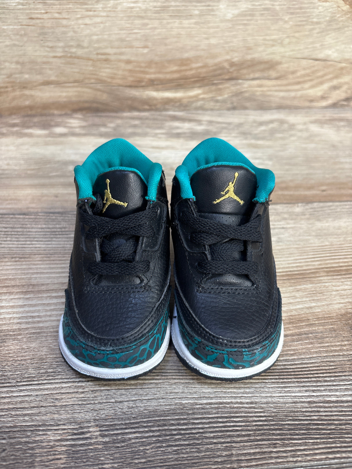 Air Jordan 3 Retro GT 'Black Metallic Gold' Sneakers sz 4c