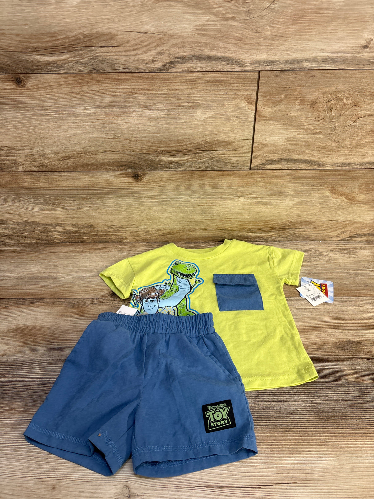 NEW Disney Toy Story Woody Buzz Lightyear Rex Pocket T-Shirt & Brushed Active Shorts Set Lime sz 18m