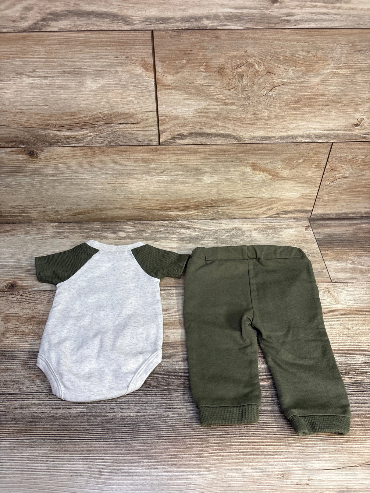 Baby Essentials 2pc Just Like Dad But Tiny Bodysuit & Pants Set Grey sz 6m