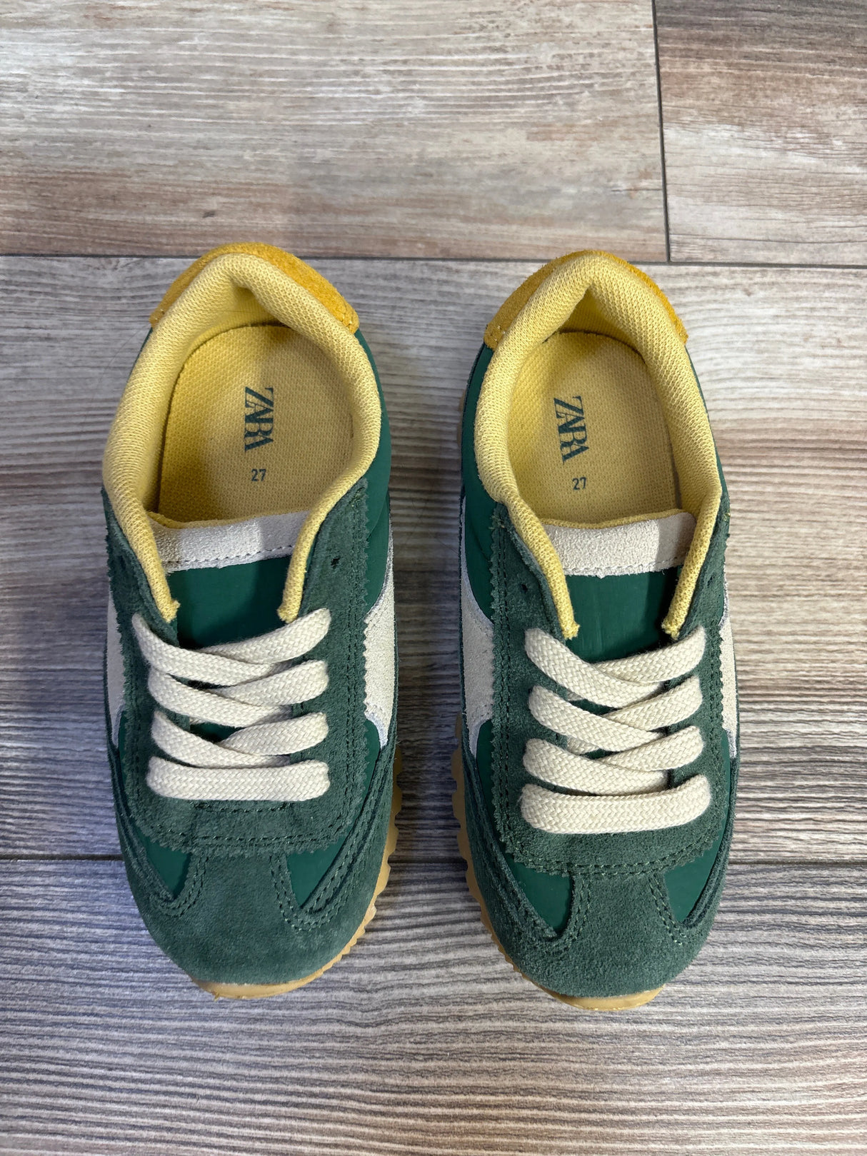Zara Sports Sneakers, Green sz 10c