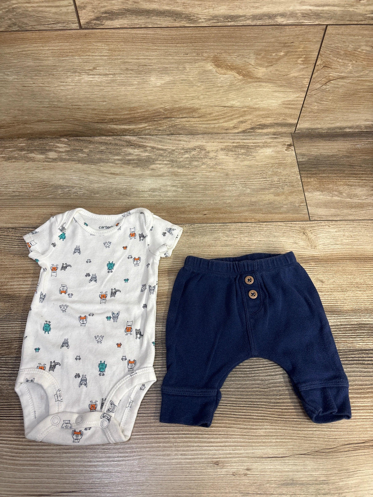 Carter's 2pc Monster Bodysuit & Pants Set White sz Newborn