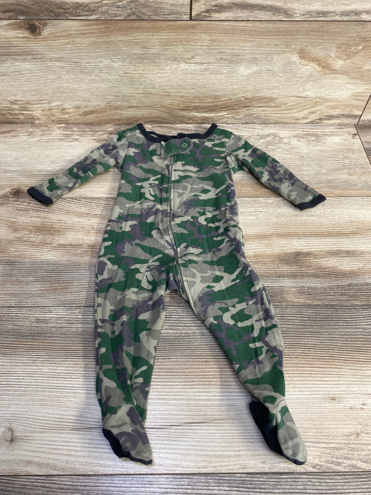 The Peanutshell Camo Sleeper Green sz 9m - Me n Mommy To Be