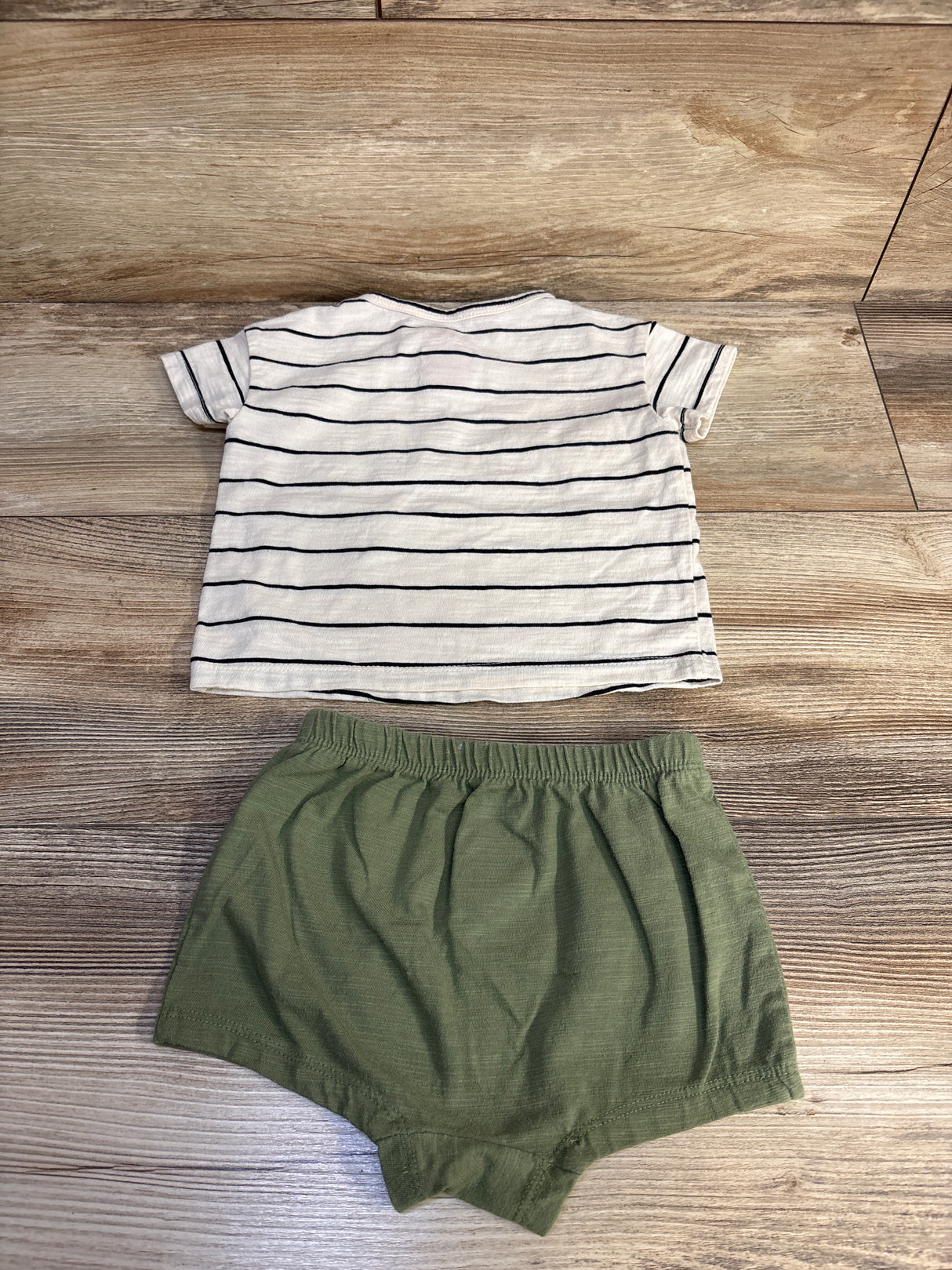 Cat & Jack 2pc Striped Shirt & Shorts Set Cream sz 12m