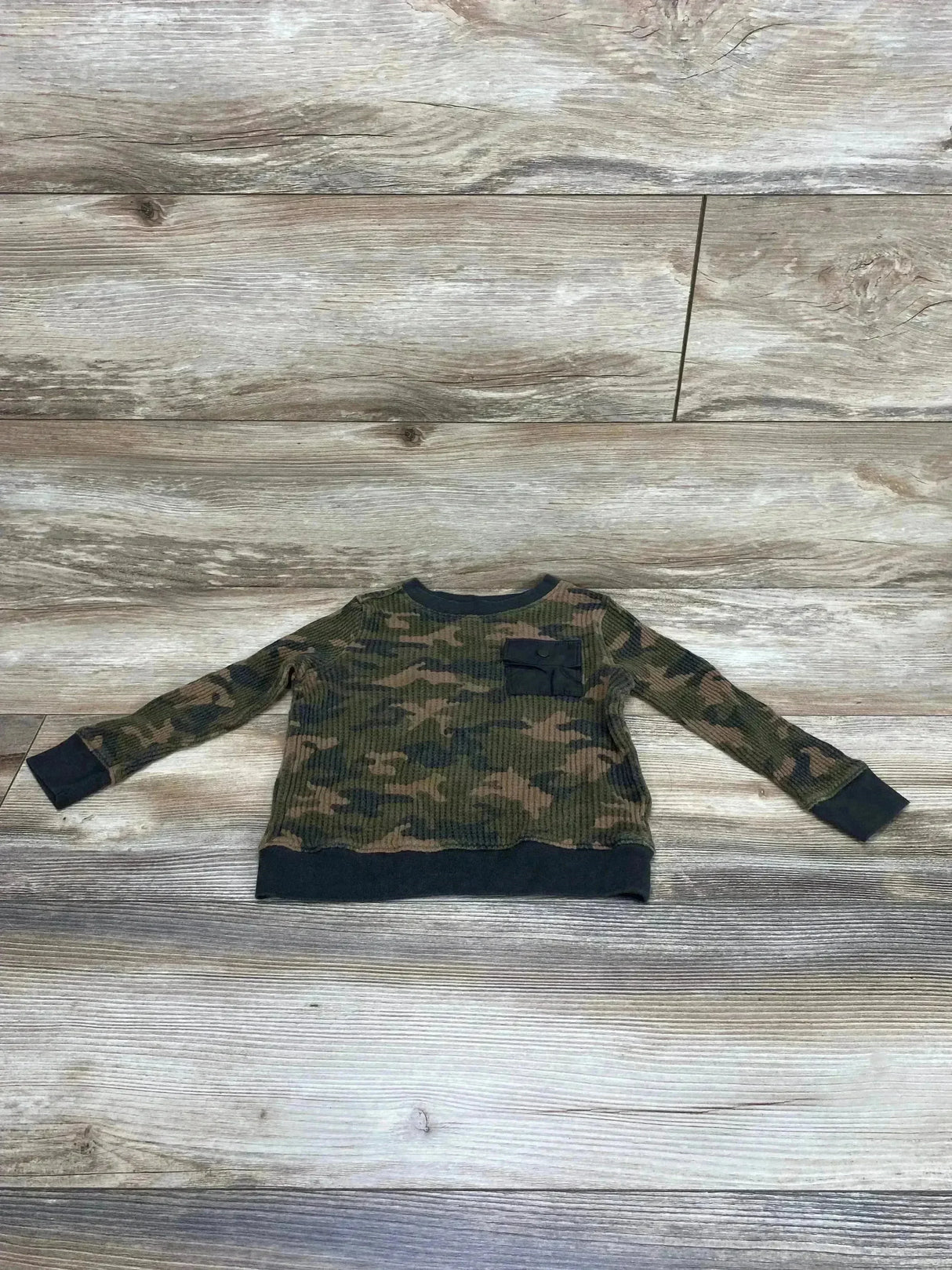 Old Navy Thermal Knit Utility Pocket Camo Shirt Green sz 4T - Me n Mommy To Be