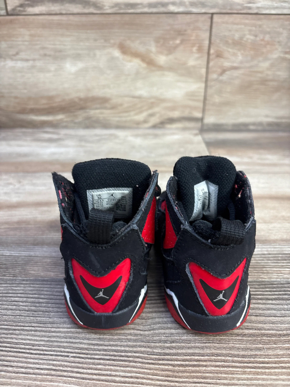 Air Jordan True Flight 'Bred' Sneakers Black sz 5c