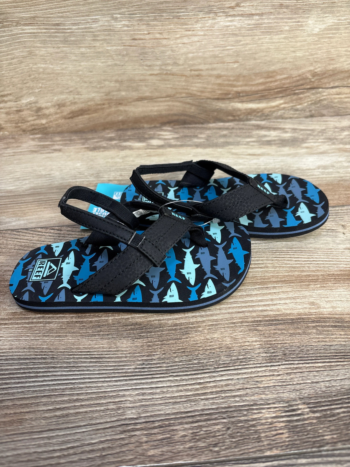 NEW Reef Little Uni Flip Flops in Blue Sharks sz 7c - Me n Mommy To Be