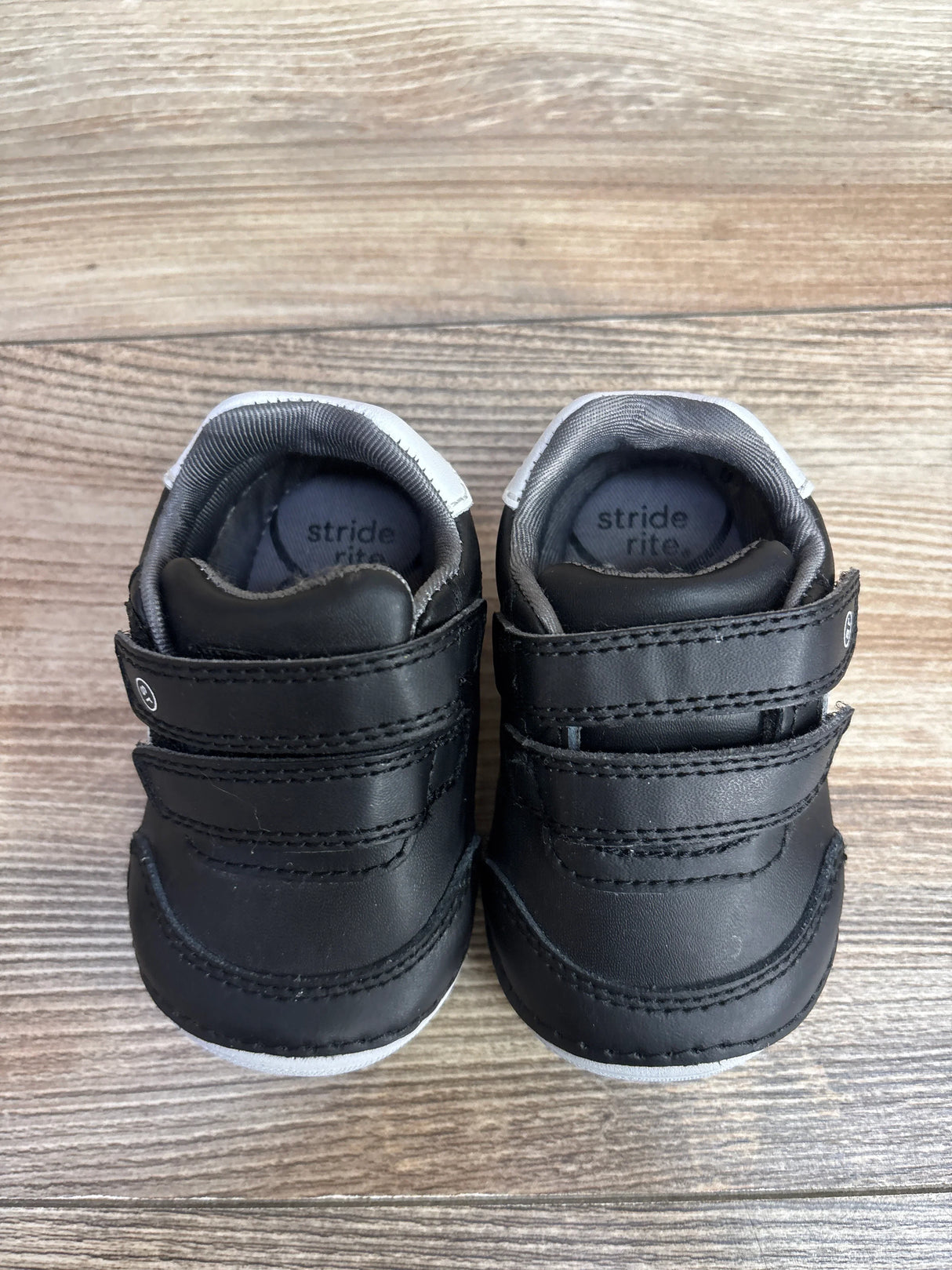 Stride Rite SM Kennedy Sneakers Black sz 3.5c