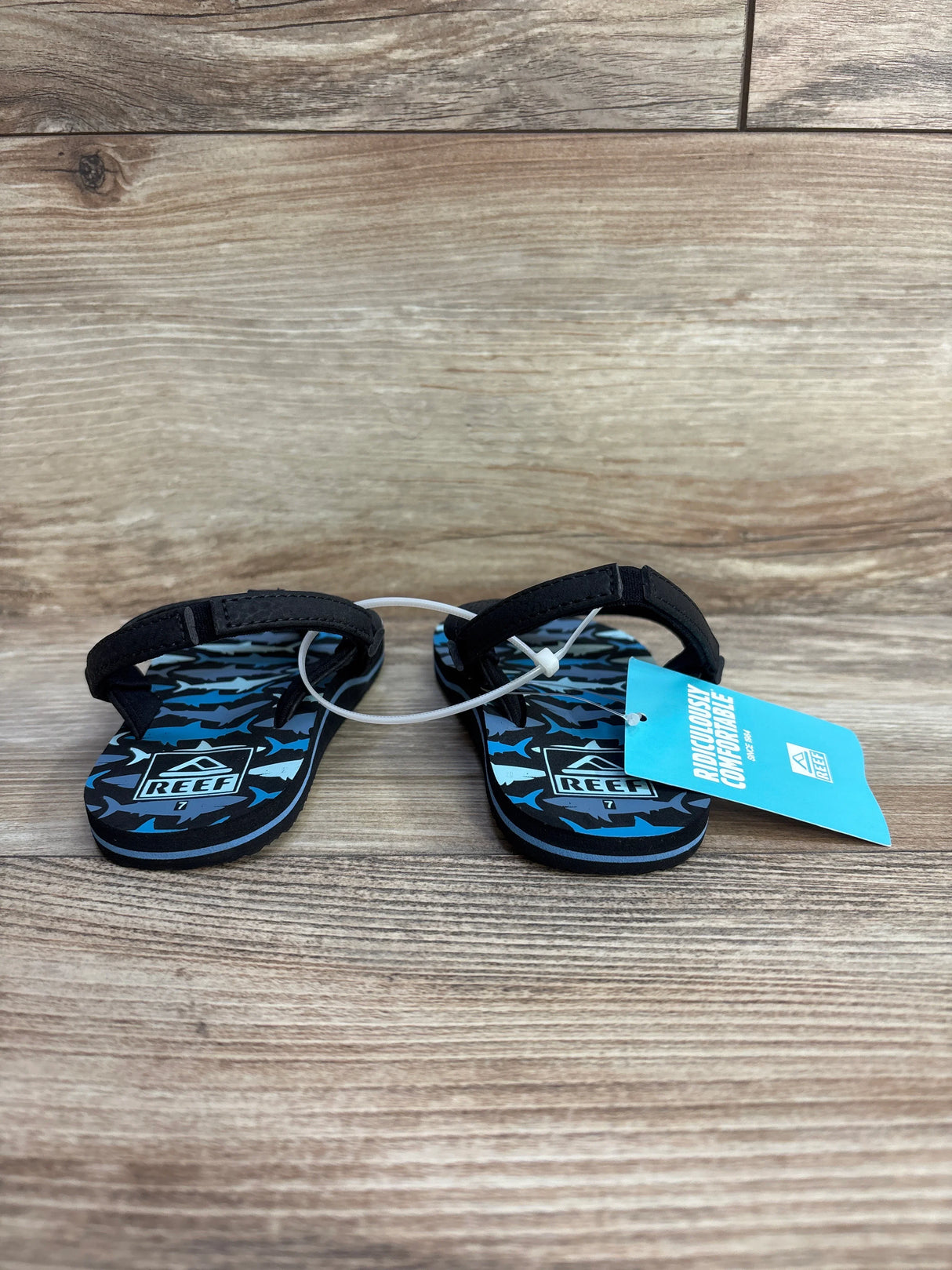 NEW Reef Little Uni Flip Flops in Blue Sharks sz 7c - Me n Mommy To Be