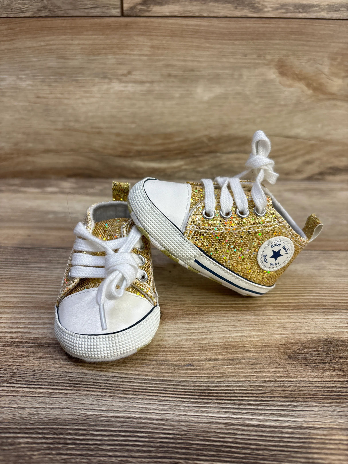 Meckior Glittery Slip-On Crib Shoes Gold sz 2c
