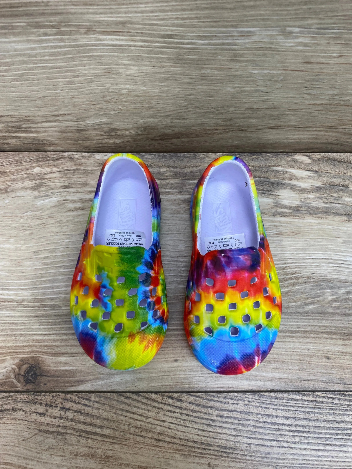 NEW Vans Slip-On TRK Shoes Rainbow sz 5c - Me n Mommy To Be