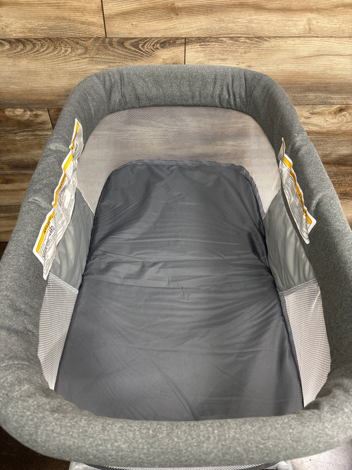 Baby Trend Quick Fold 2-in-1 Rocking Bassinet, Grey