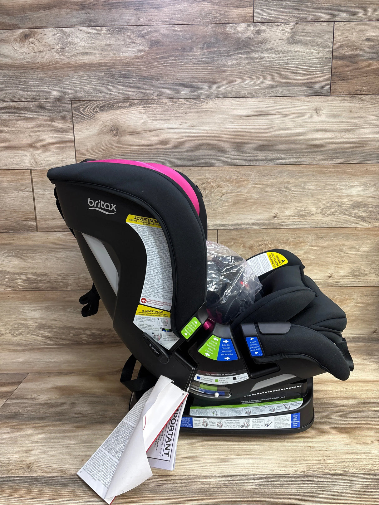 NEW Britax Poplar 2-in-1 Convertible Car Seat in Magenta Onyx 5-65lbs.