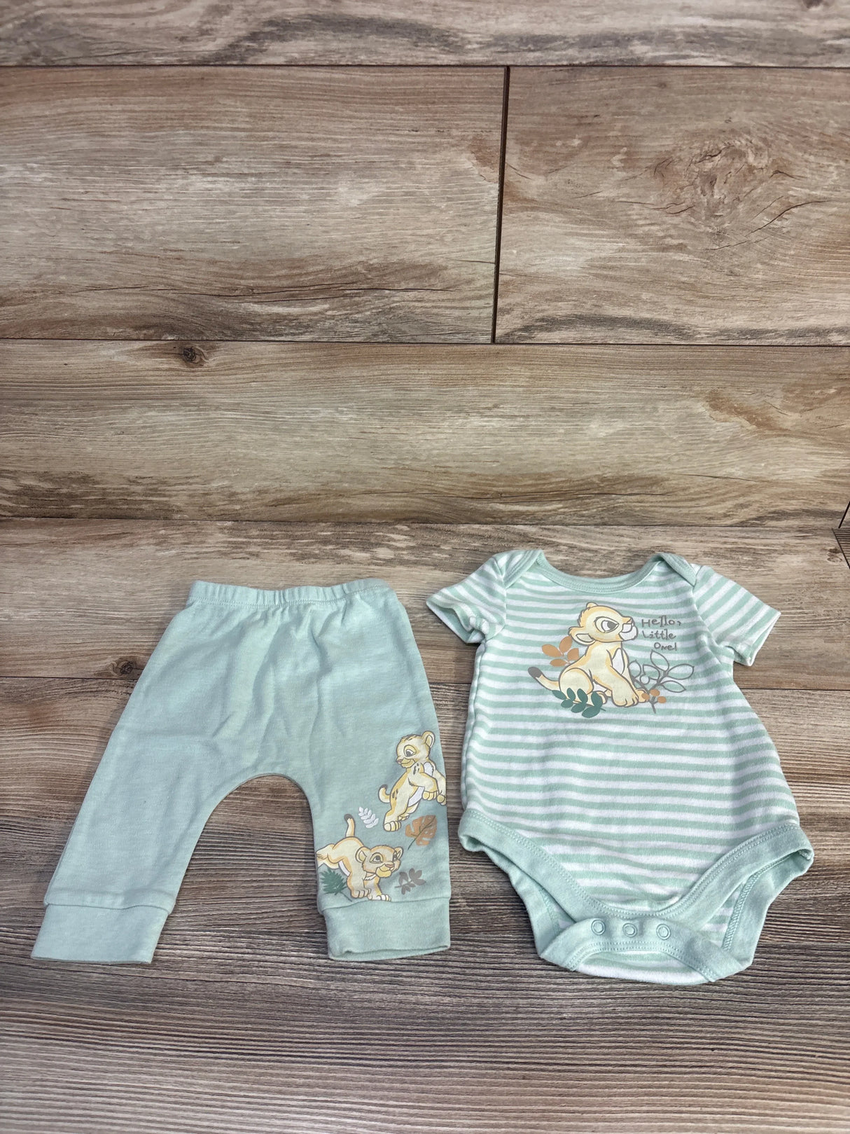 Disney Baby Wishes+Dreams The Lion King 2pc Bodysuit & Pants Set Green sz 0/3m