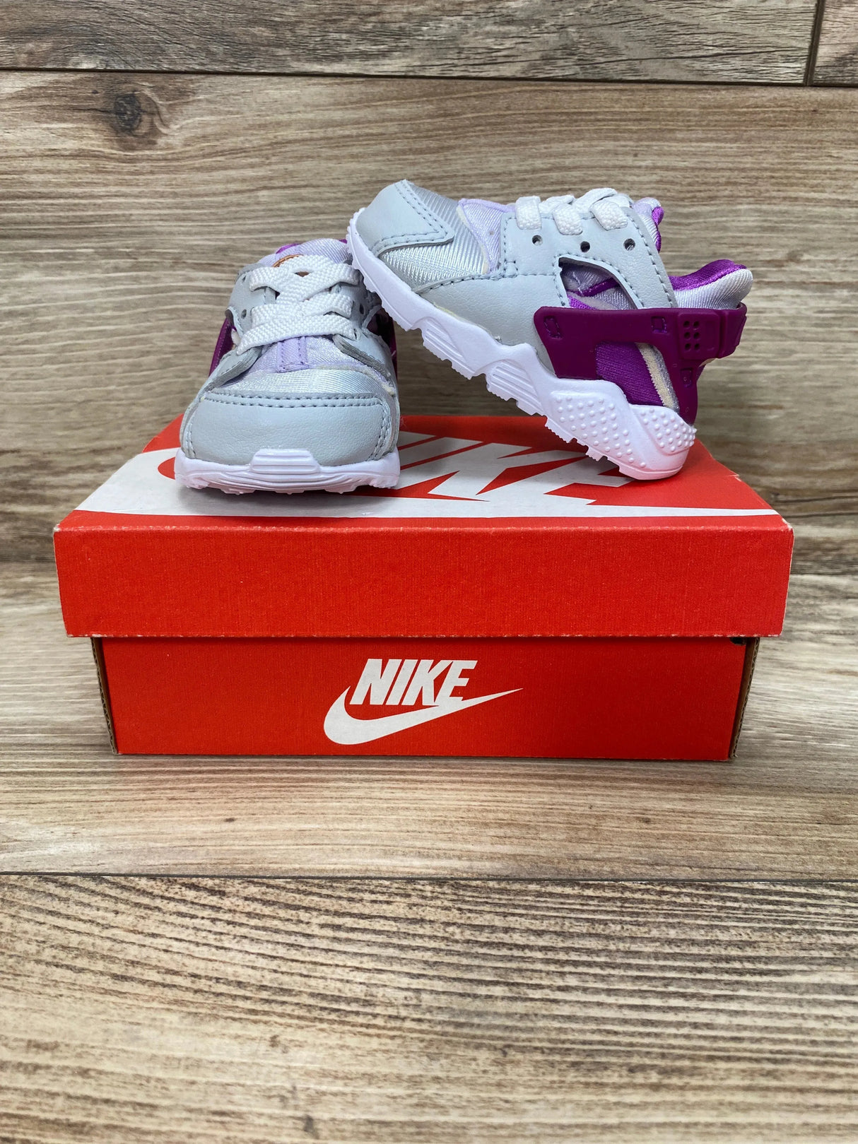 NEW Nike Huarache Run TD 'Pure Platinum Violet Frost' Sneakers sz 2c - Me n Mommy To Be