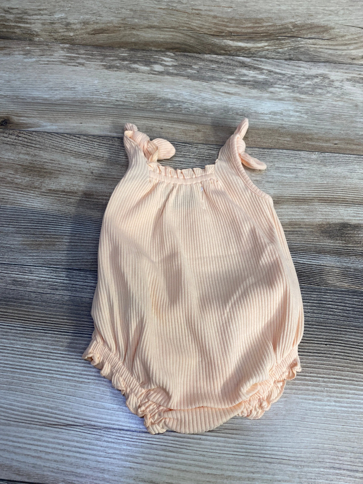 Old Navy Ribbed Bubble Romper Peach sz 0-3m - Me n Mommy To Be