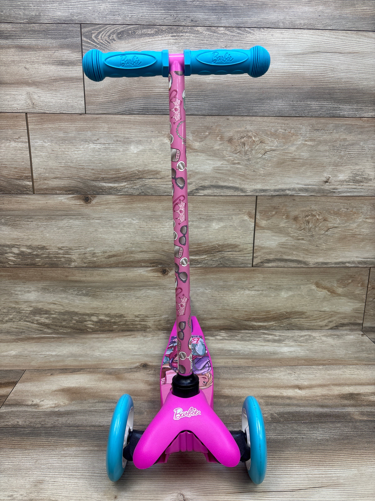 Barbie Tilt and Turn 3 Wheels Scooter