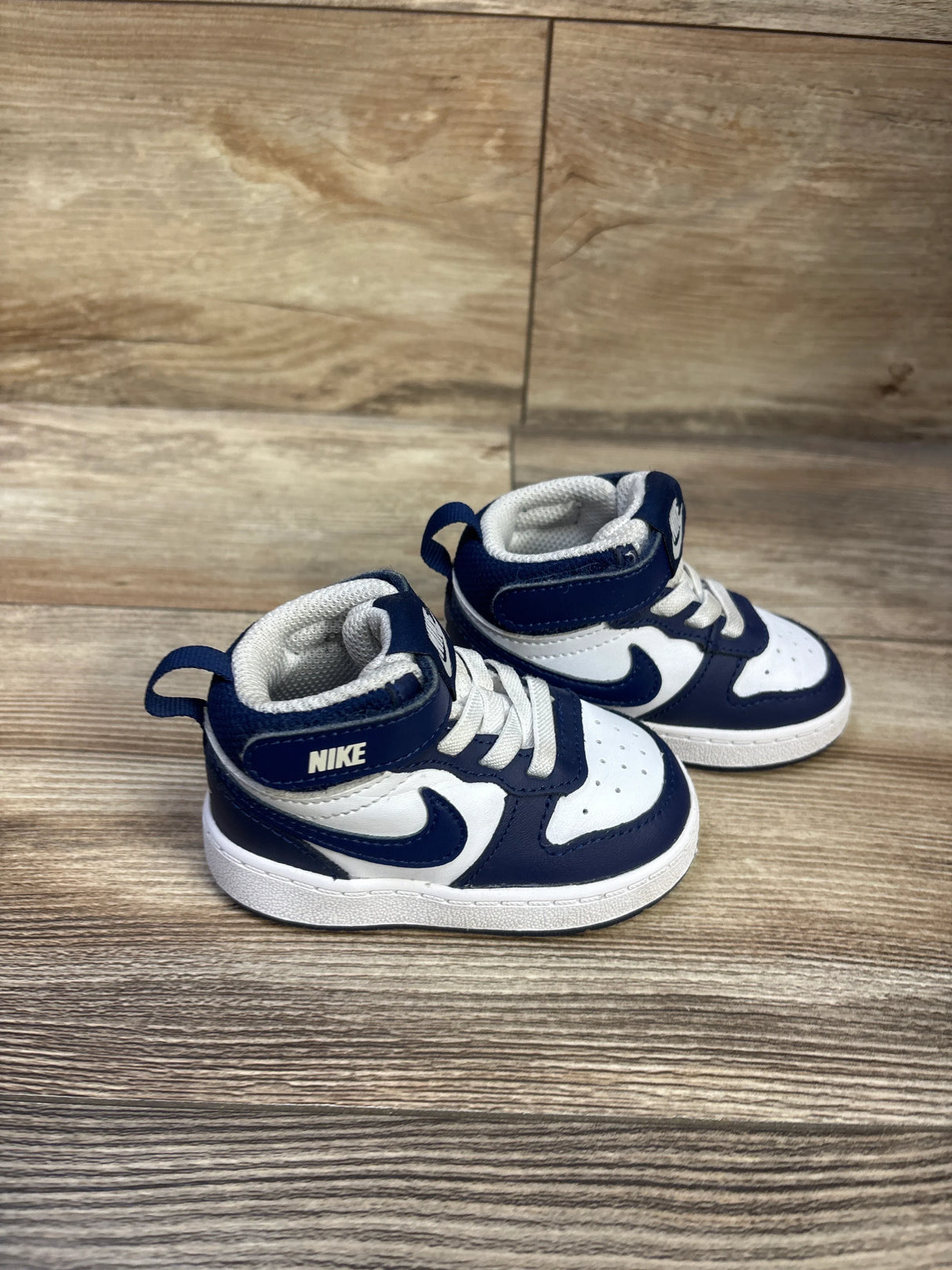 Nike Court Borough Mid 2 TD 'White Signal Blue' Sneakers sz 4c