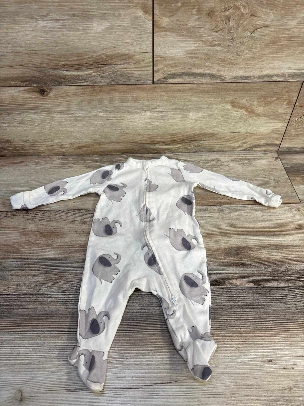 Old Navy Elephant Print Sleeper Ivory sz 0-3m