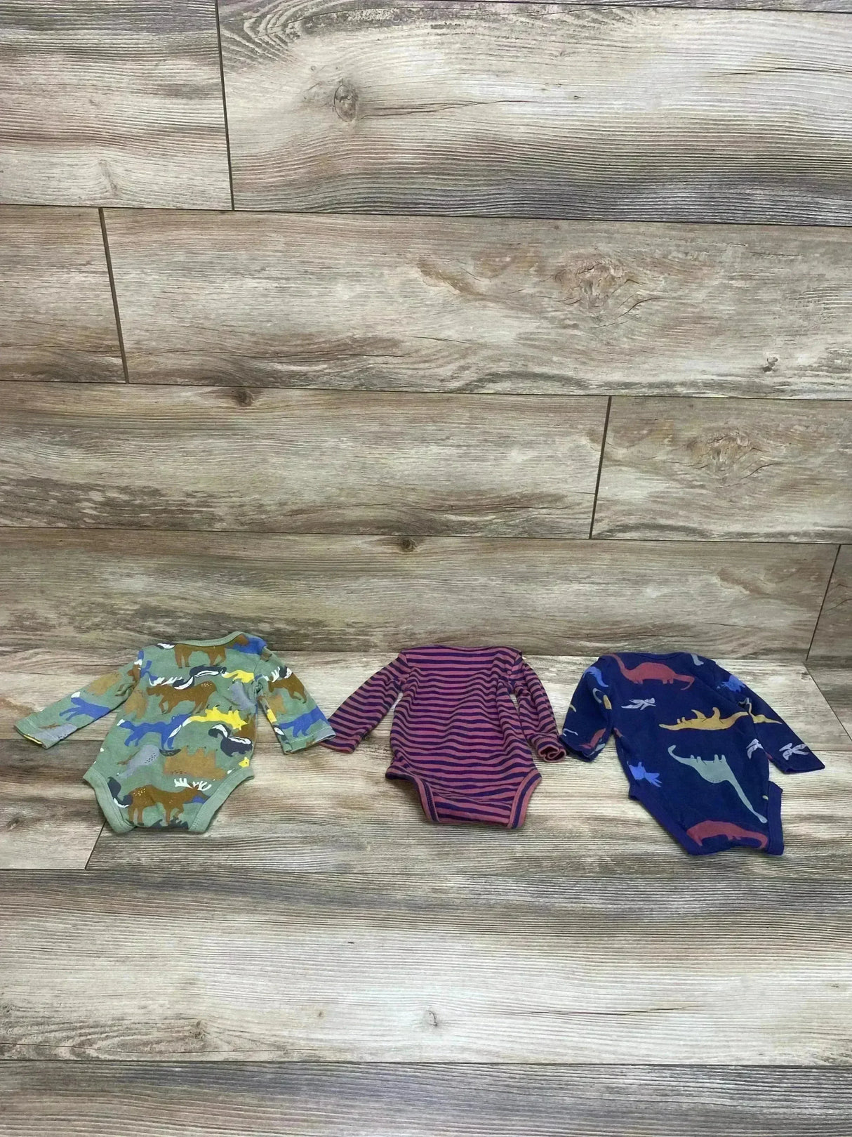 Carter's 3pk Animal Print Bodysuits Green sz 3m - Me n Mommy To Be