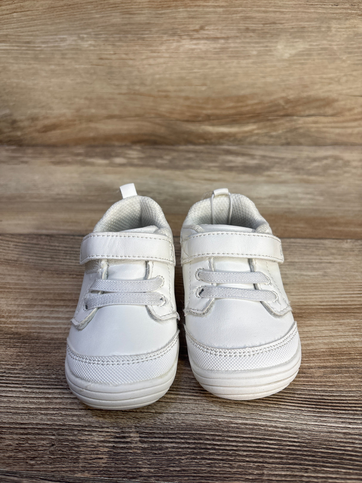 Stride Rite Taye 2.0 Sneaker White sz 5c