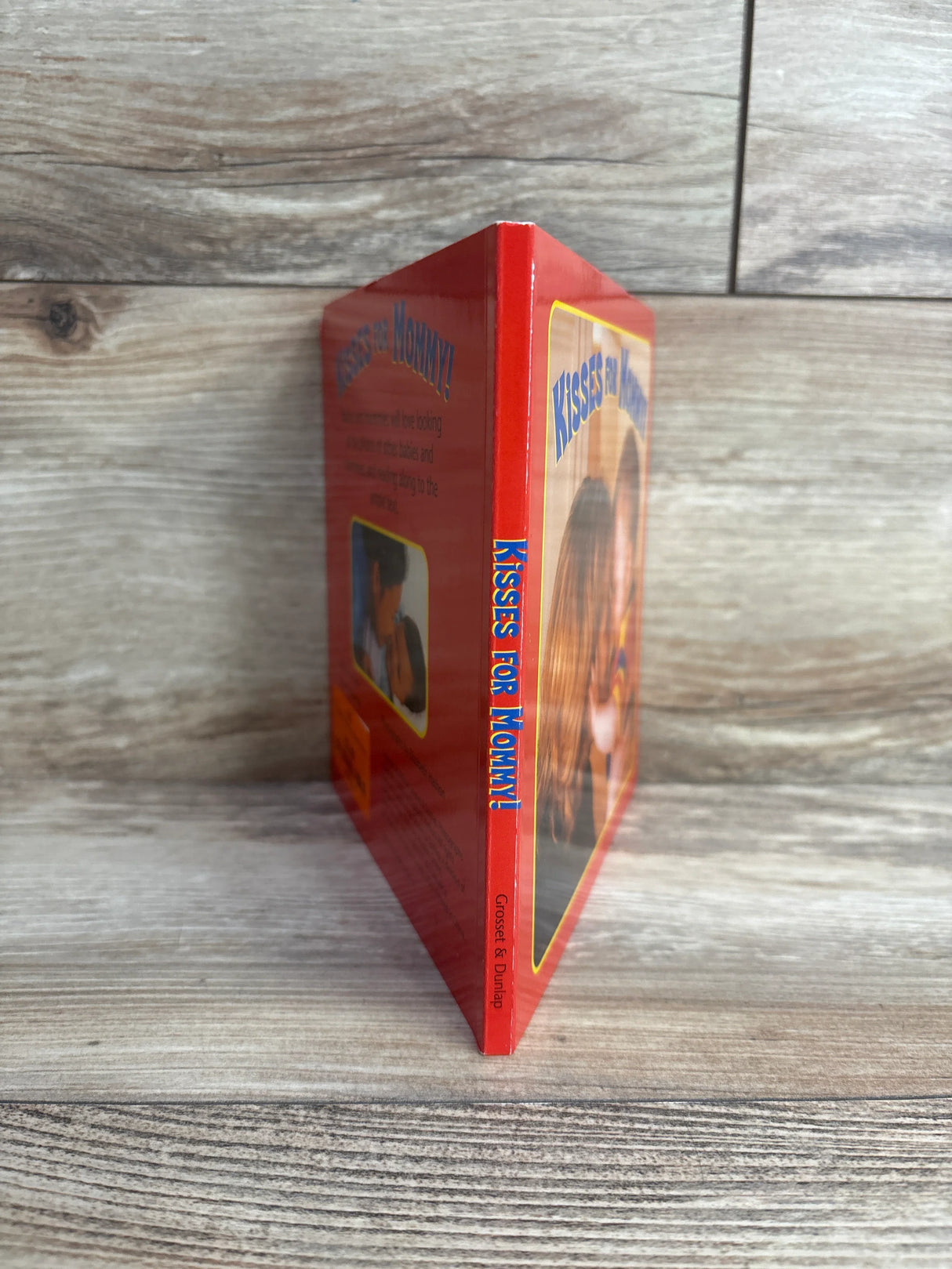 Kisses for Mommy! Board Book